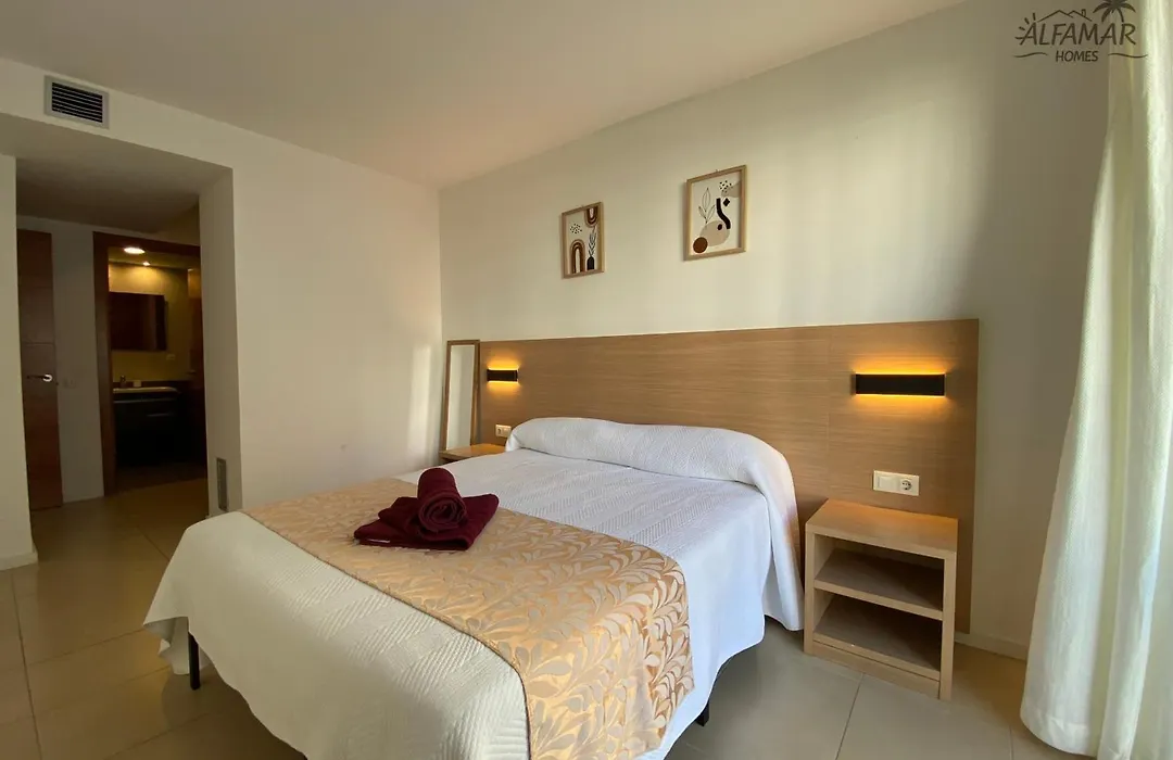 Cozy Apartment With Parking & Swimming Pool-1