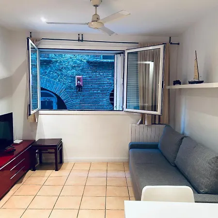 Céntrico apartamento a 150 metros de la playa. Parking*-3