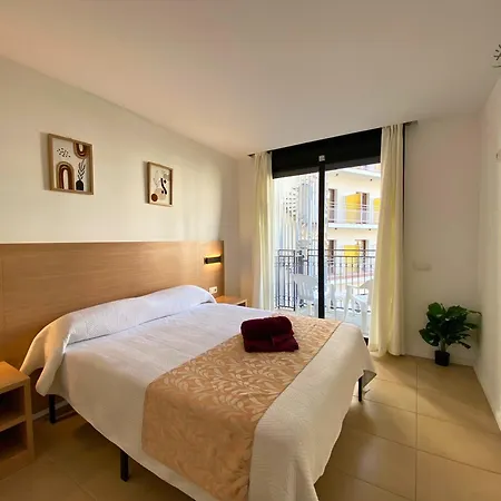 Cozy Apartment With Parking & Swimming Pool-3