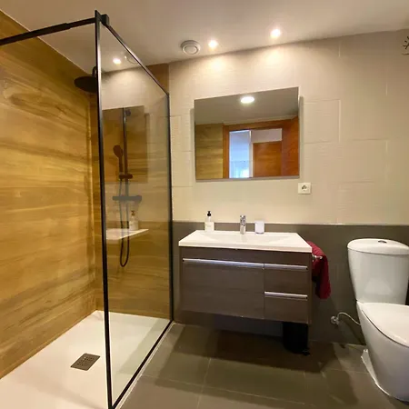 Cozy Apartment With Parking & Swimming Pool-2