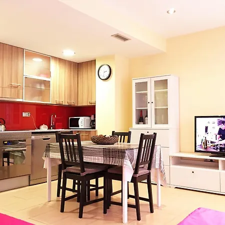 Lloret Beach Apartments-3