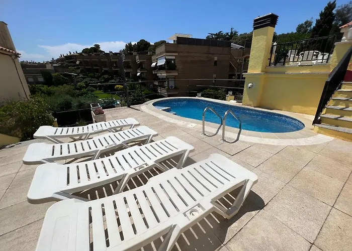 Apartaments Monjardi Lloret de Mar