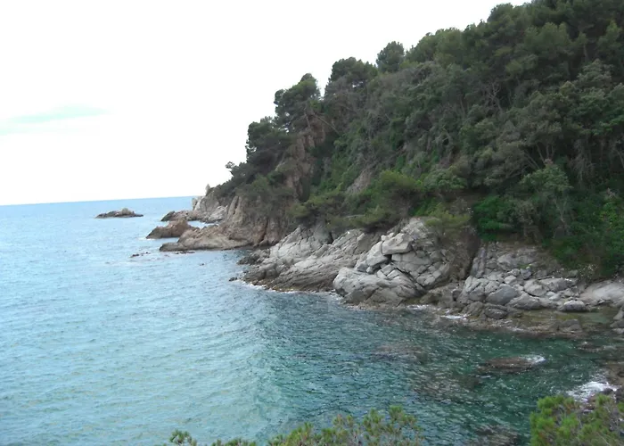 Apartamentos Famara Lloret de Mar