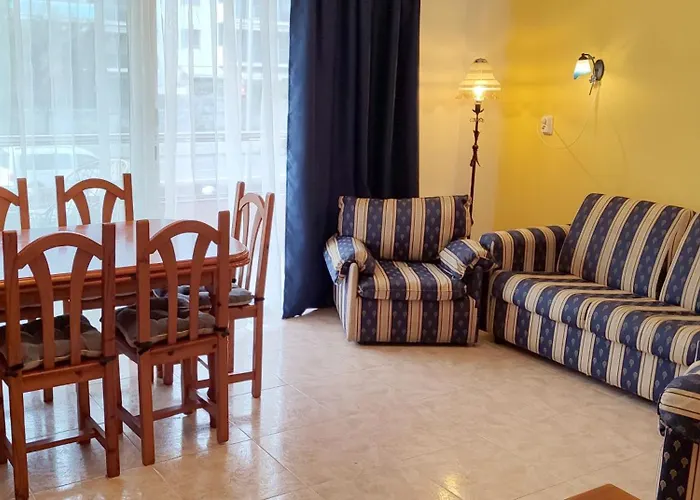 Duplex 2-Bedroom Family Apartment F&F Lloret de Mar