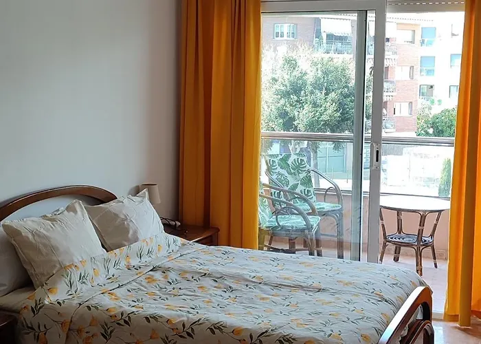 Duplex 2-Bedroom Family Apartment F&F Lloret de Mar