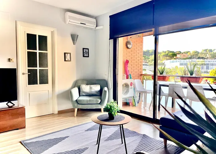 FENALS BEACH&CHIC, Boutique Apartament, free parking, full equipped near the beach Lloret de Mar