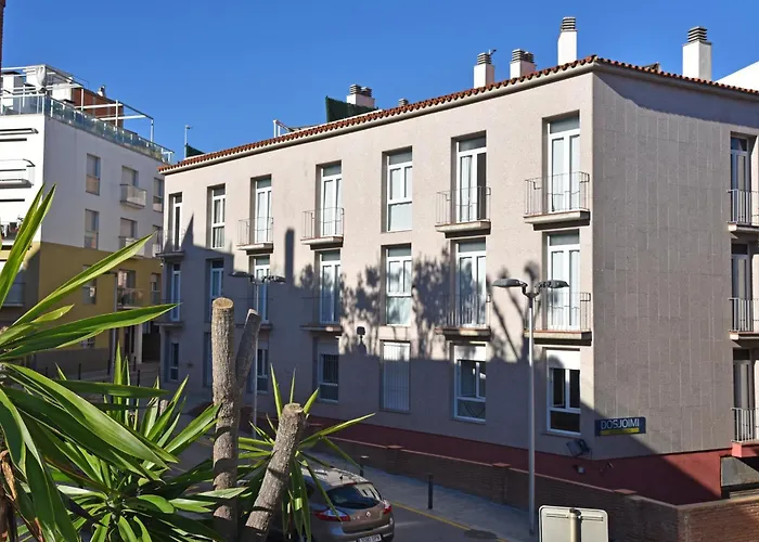 Apartamentos Ar Dosjoimi Lloret de Mar